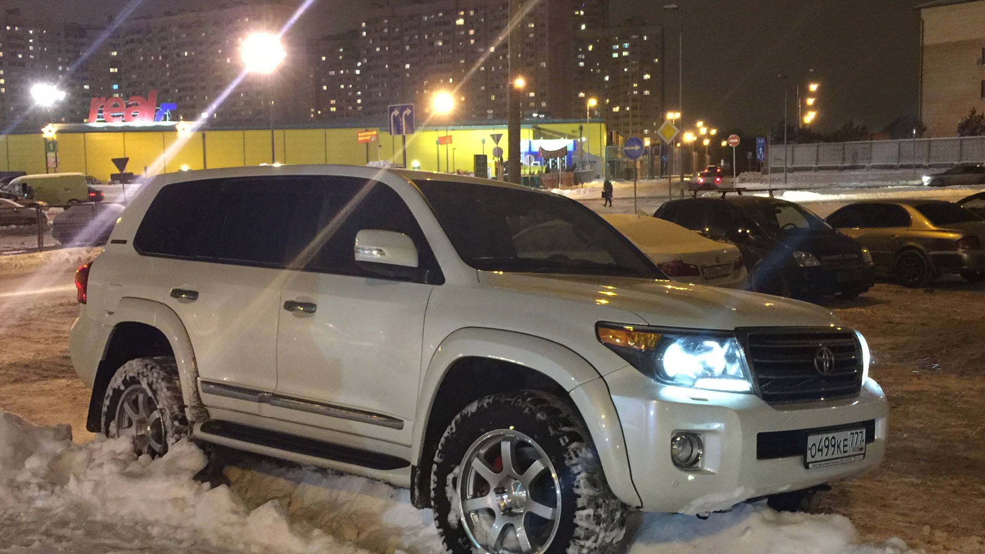 Toyota Land Cruiser 200 Winter