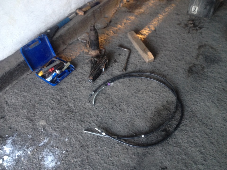 Установка троса ручного тормоза! — Lada 21093, 1,5 л, 1992 года ...