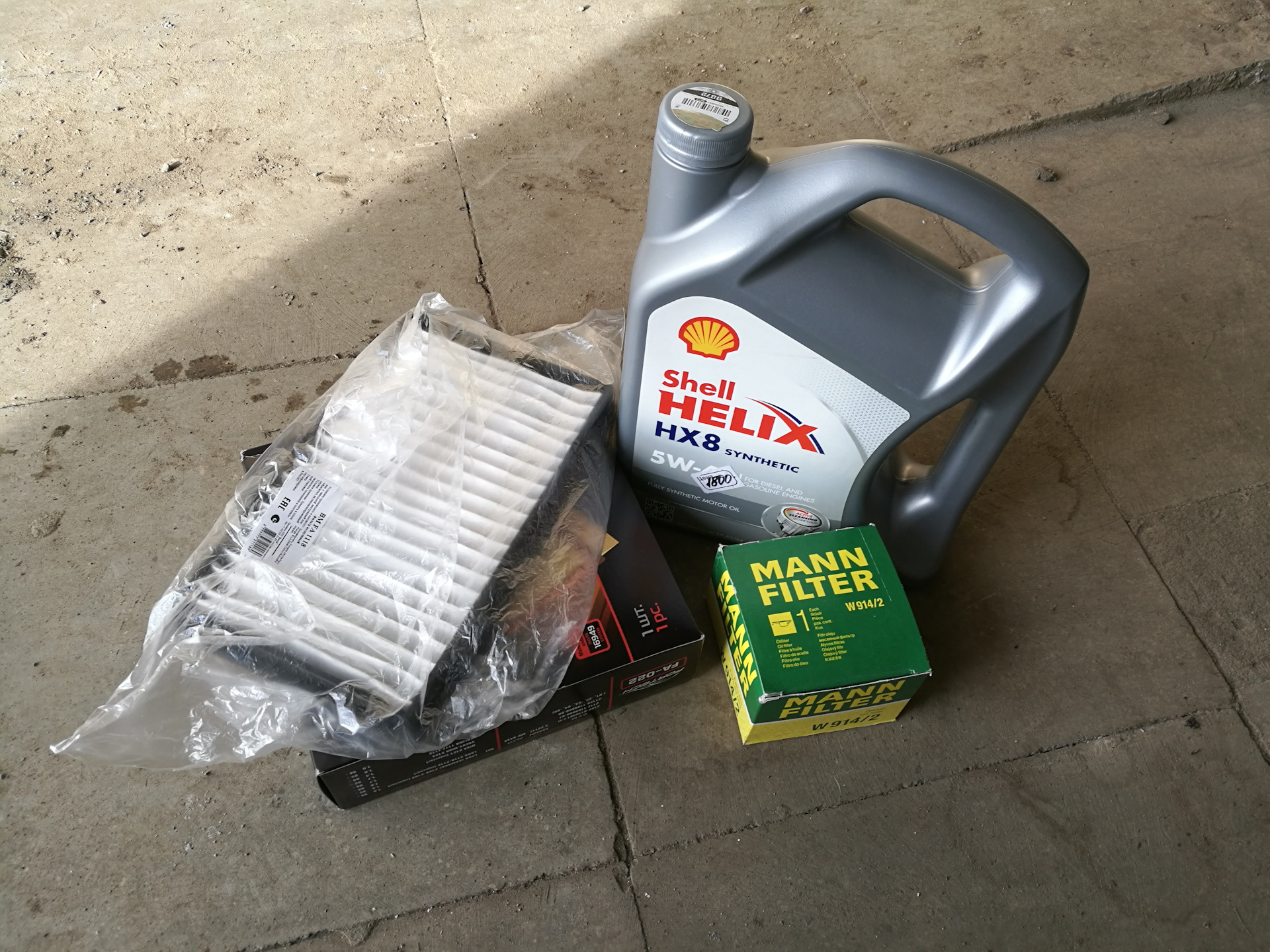 Масло и фильтры — Lada Калина Хэтчбек (1G), 1,6 л, 2013 года | плановое ...