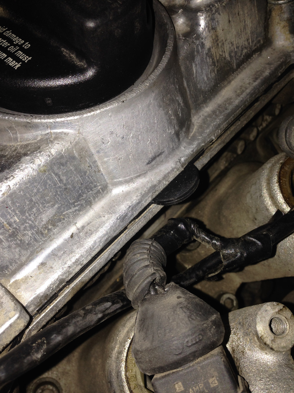 Замена сальников распредвалов — Audi A4 (B6), 1,8 л, 2003 года | своими ...