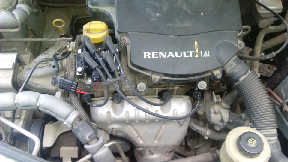Замена модуля зажигания — Renault Logan (1G), 1,6 л, 2008 года ...