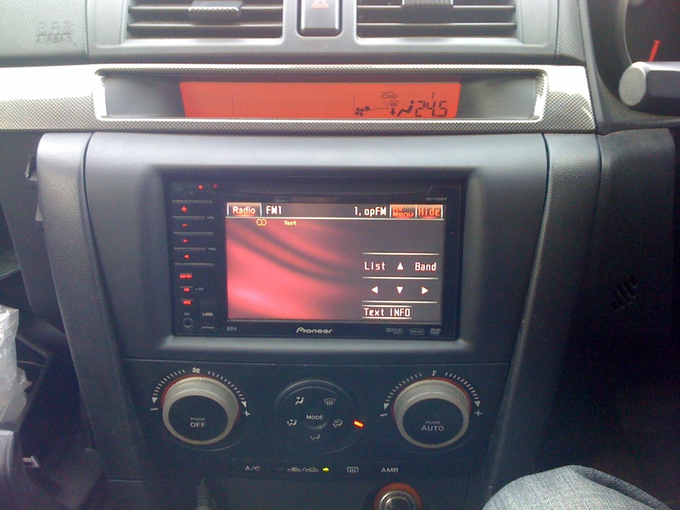 Как снять магнитолу на мазда аксела 2 Установка Pioneer'a - Mazda Axela (1G), 2,3 л, 2003 года автозвук DRIVE2