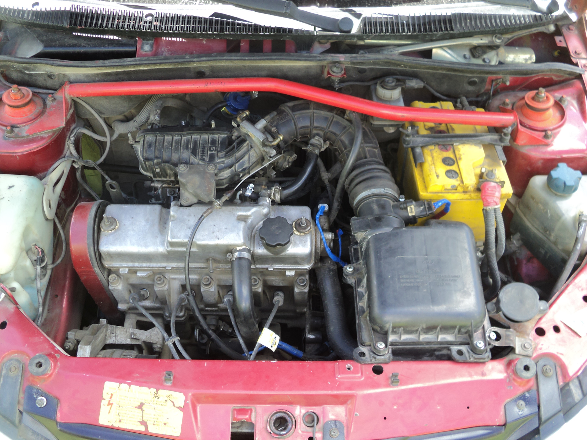 Мотор 21114. Двигатель ВАЗ 21114. АКБ для ВАЗ 21114. Двигатель ВАЗ 21114 фото.