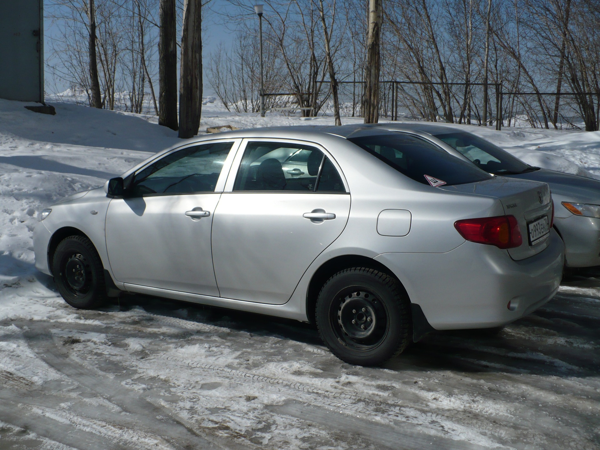 Остался без колпаков — Toyota Corolla (140/150), 1,4 л, 2008 года |  колёсные диски | DRIVE2