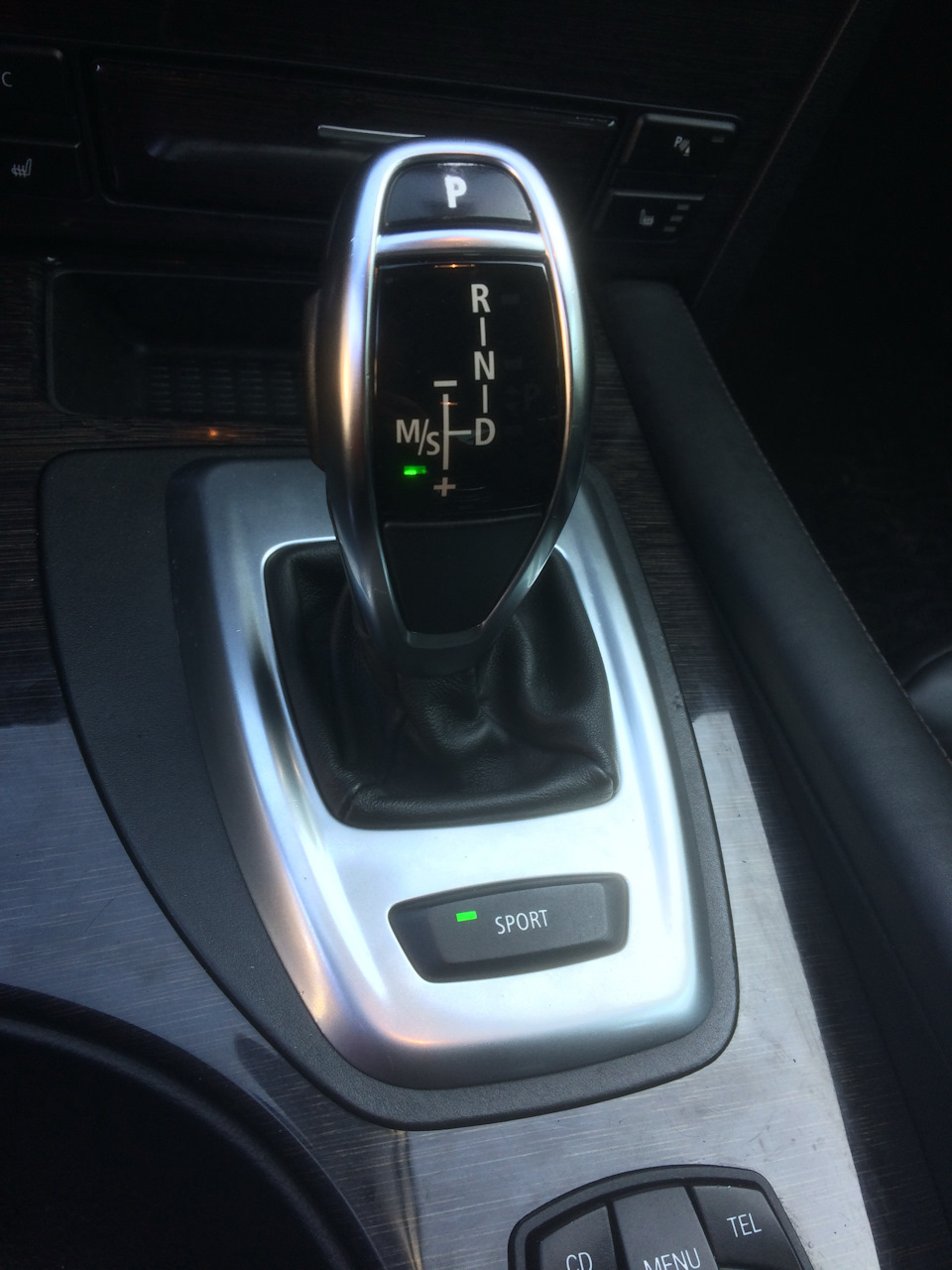 Photo from the logbook BMW 5 series (E60)