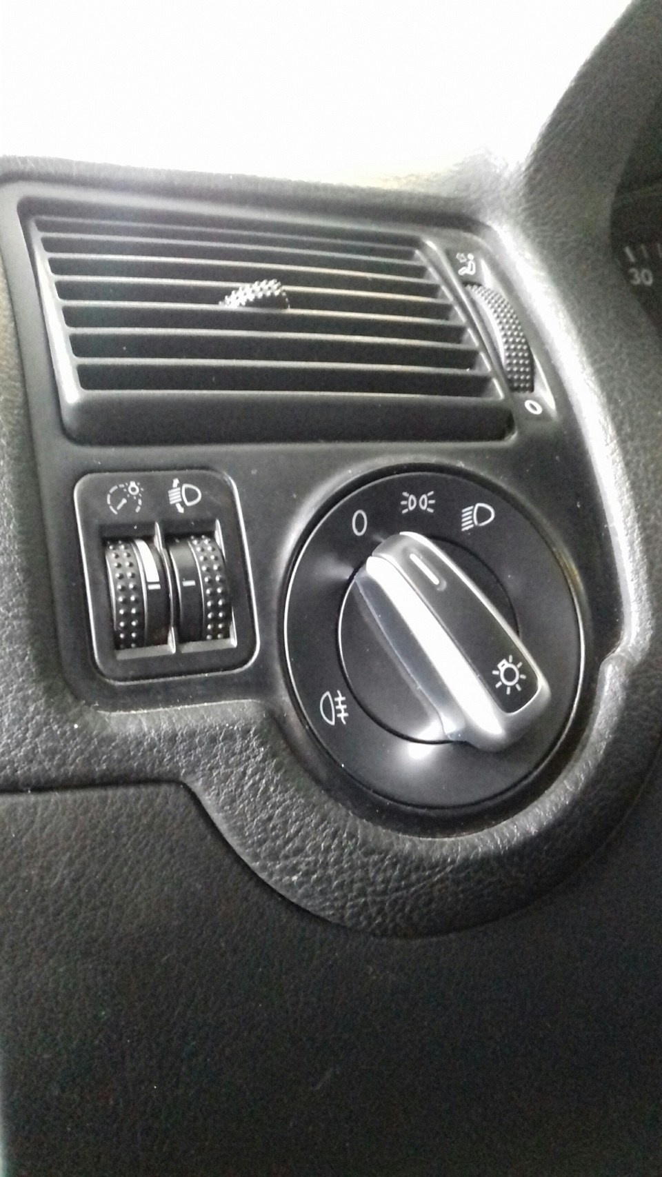 volkswagen-golf-mk4-1-4-2000