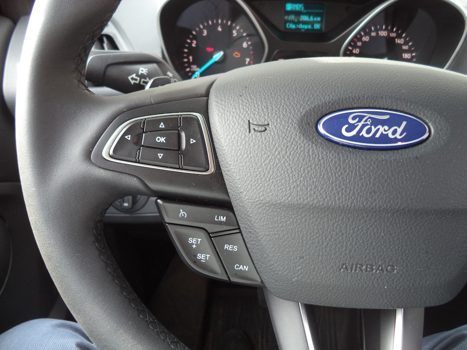 Где находится кнопка круиз контроля Круиз-контроль - Ford Kuga (2G), 2,5 л, 2017 года аксессуары DRIVE2
