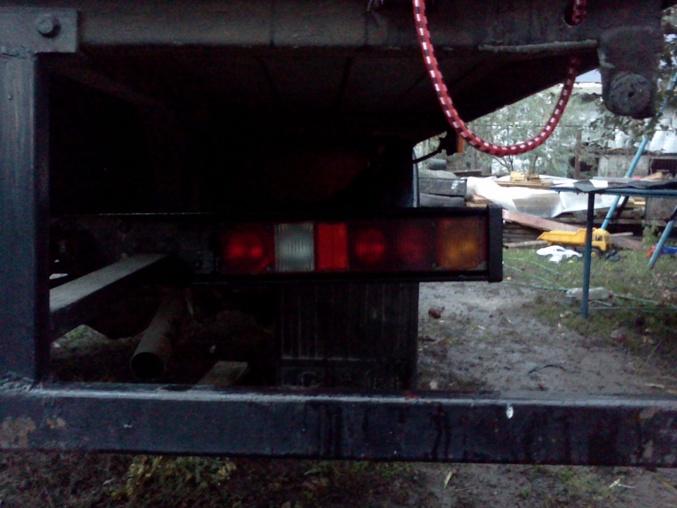 Замена задних фонарей — ГАЗ Газель, 2,4 л, 2008 года | аксессуары | DRIVE2