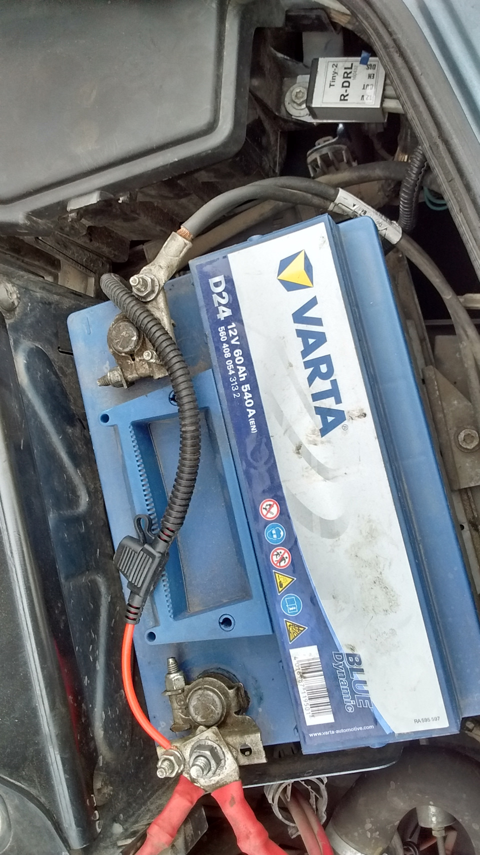 ДХО- из ламп дальнего света — Dacia Logan (1G), 1,6 л, 2008 года ...