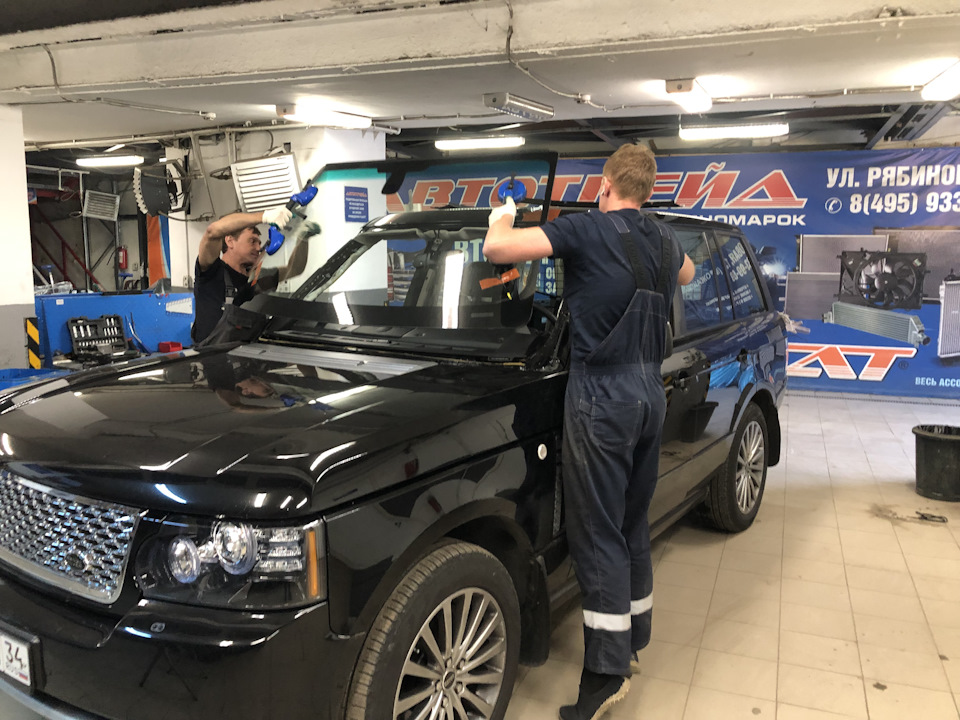 Фото в бортжурнале Land Rover Range Rover (3G)
