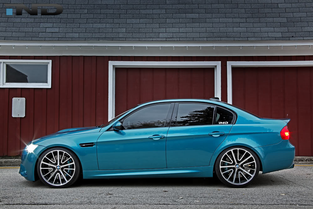 Атлантис 90. BMW f30 Atlantis Blue. Atlantis Blue BMW 399. BMW e90 зеленый. BMW e90 фиолетовая.