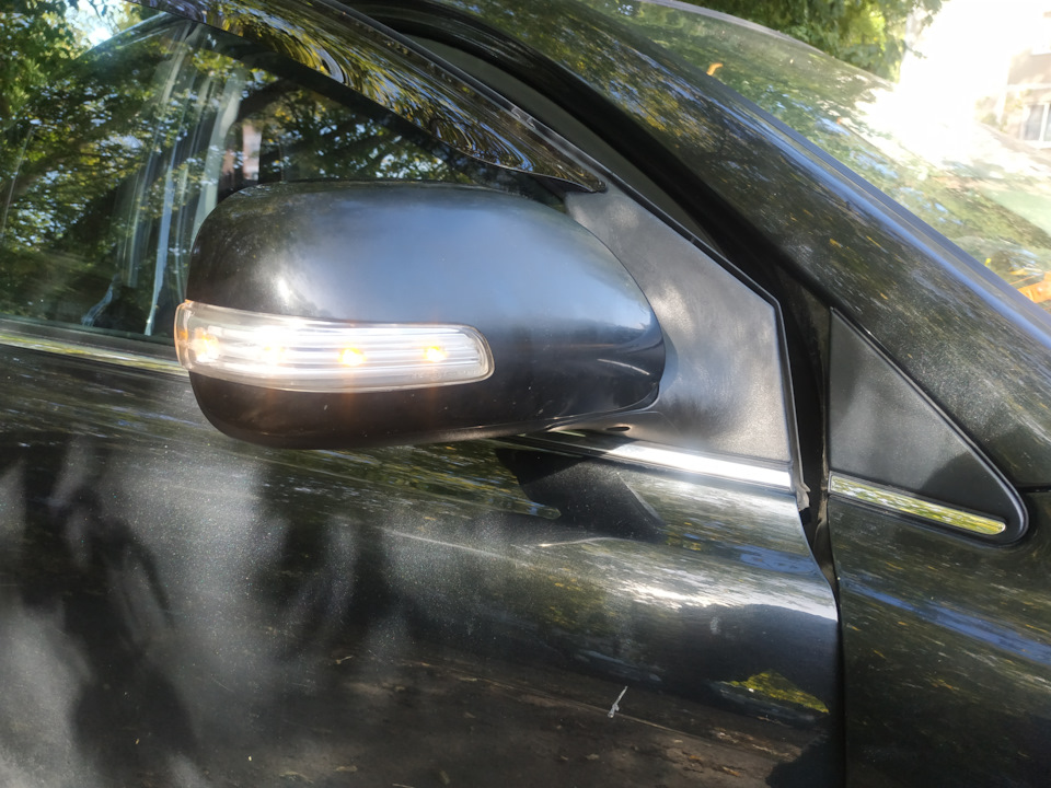 (20) Разбор бокового зеркала (конец) — Toyota Avensis II, 1,8 л, 2008 ...