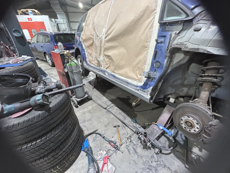 Фото в бортжурнале Volkswagen Touran (1G)