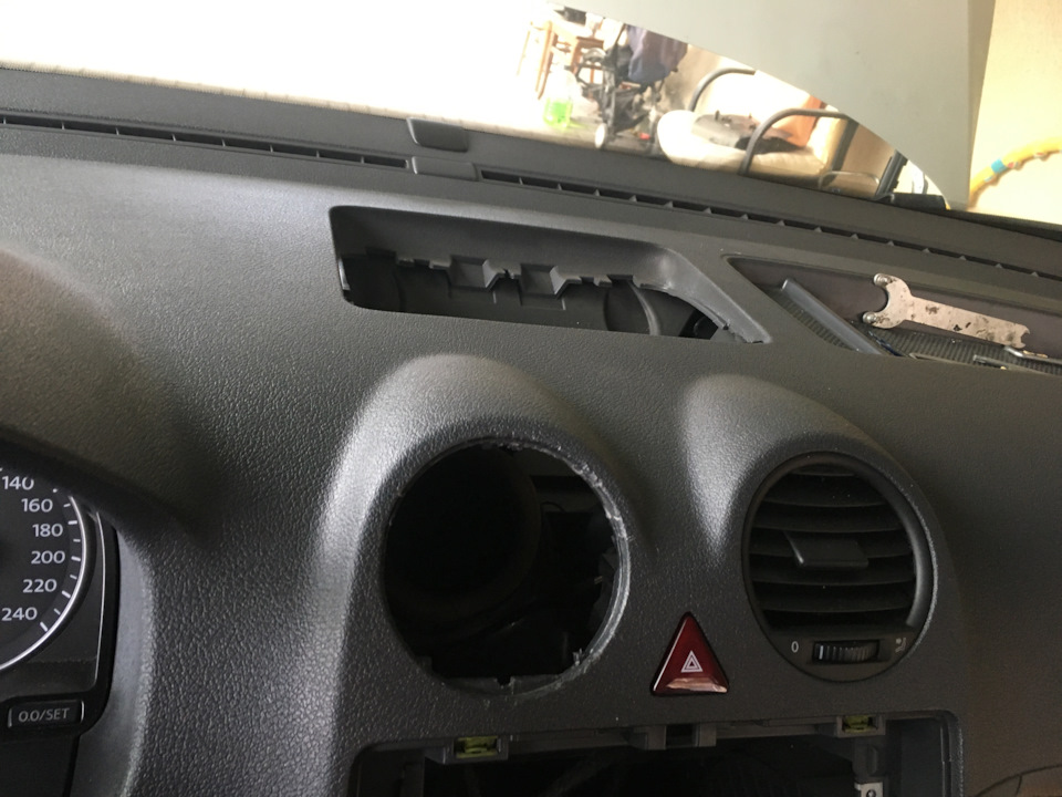 Photo from the logbook Volkswagen Caddy (3G)
