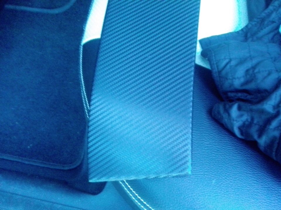 Козырек на заднее стекло смотрим как получилось))) — Peugeot 406, 2,2 л ...