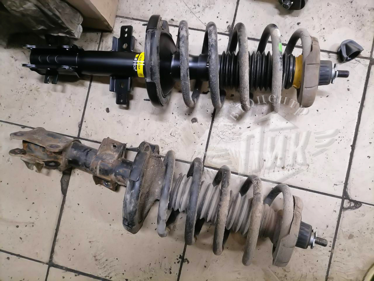 Замена передних амортизаторов Вольво — Автоцентр ПИК на DRIVE2