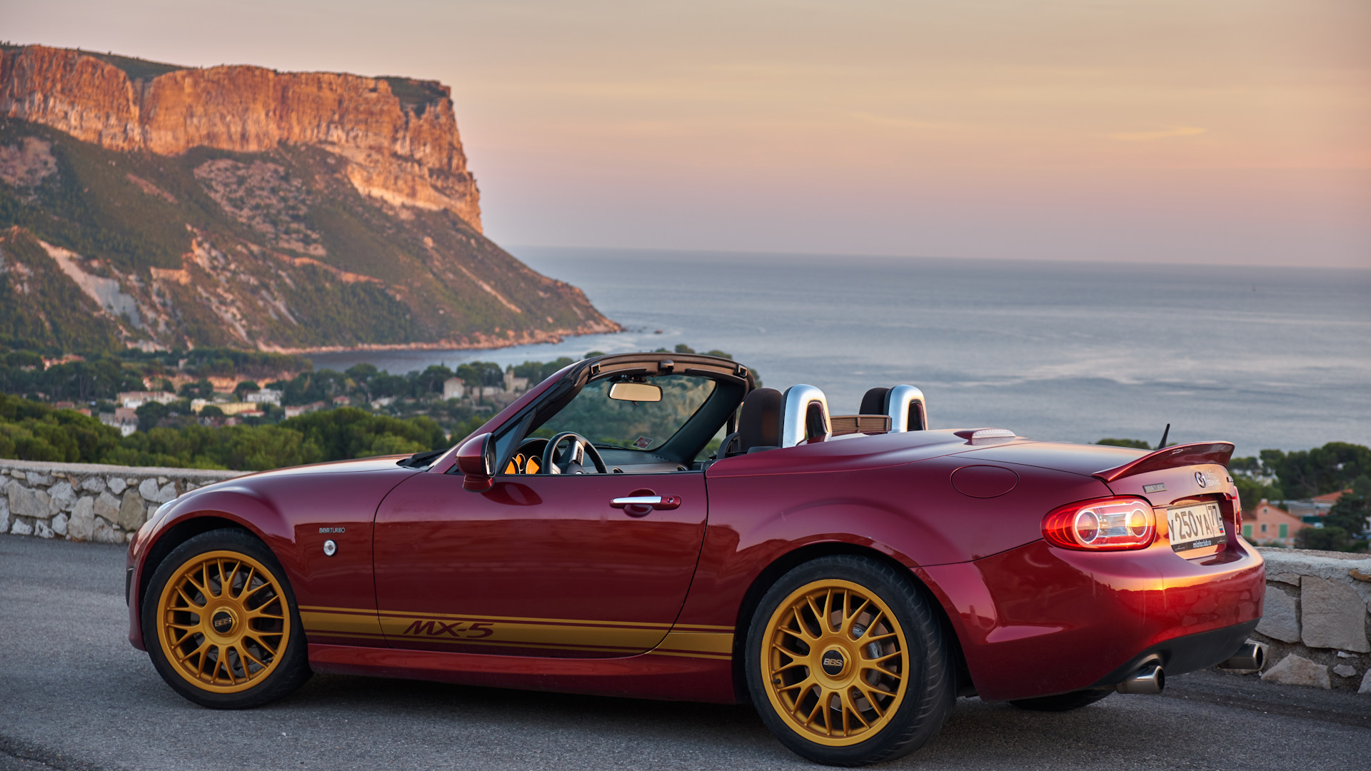 Mazda Miata MX 5 1990 Green