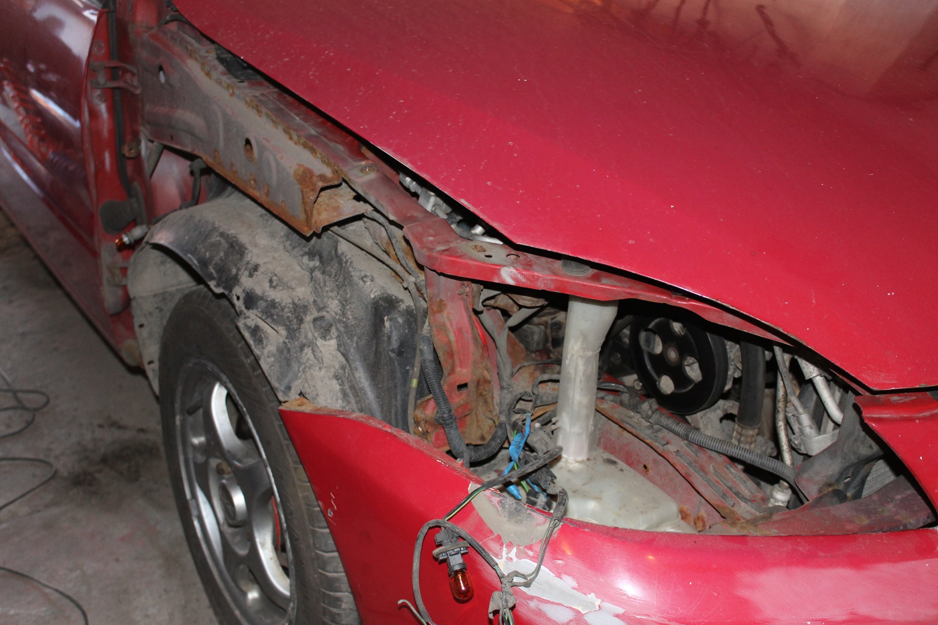 Как снять переднее крыло лансер 9 нам срочно нужен визажист - Mitsubishi Lancer IX, 2 л, 2003 года кузовной ремонт
