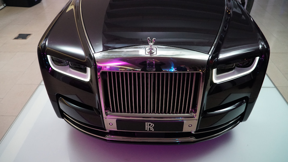 Первый обзор Роллс-Ройс Фантом 8 в России — DRIVE2