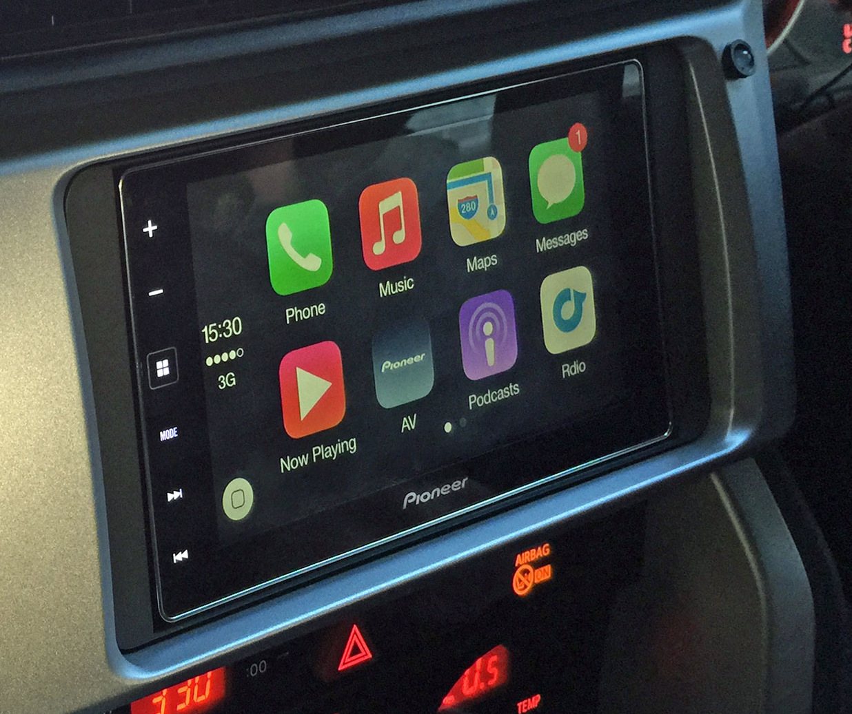 Pioneer sph da120. Pioneer da120 CARPLAY. 2din Pioneer SPH-da120. Pioneer SPH-da120 2din медиаресивер iphone.