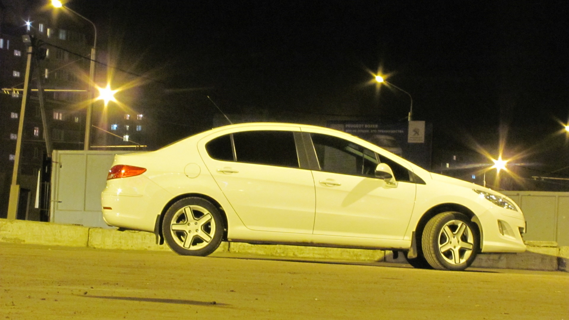 Peugeot 408 1.6 бензиновый 2012 | LeO на DRIVE2