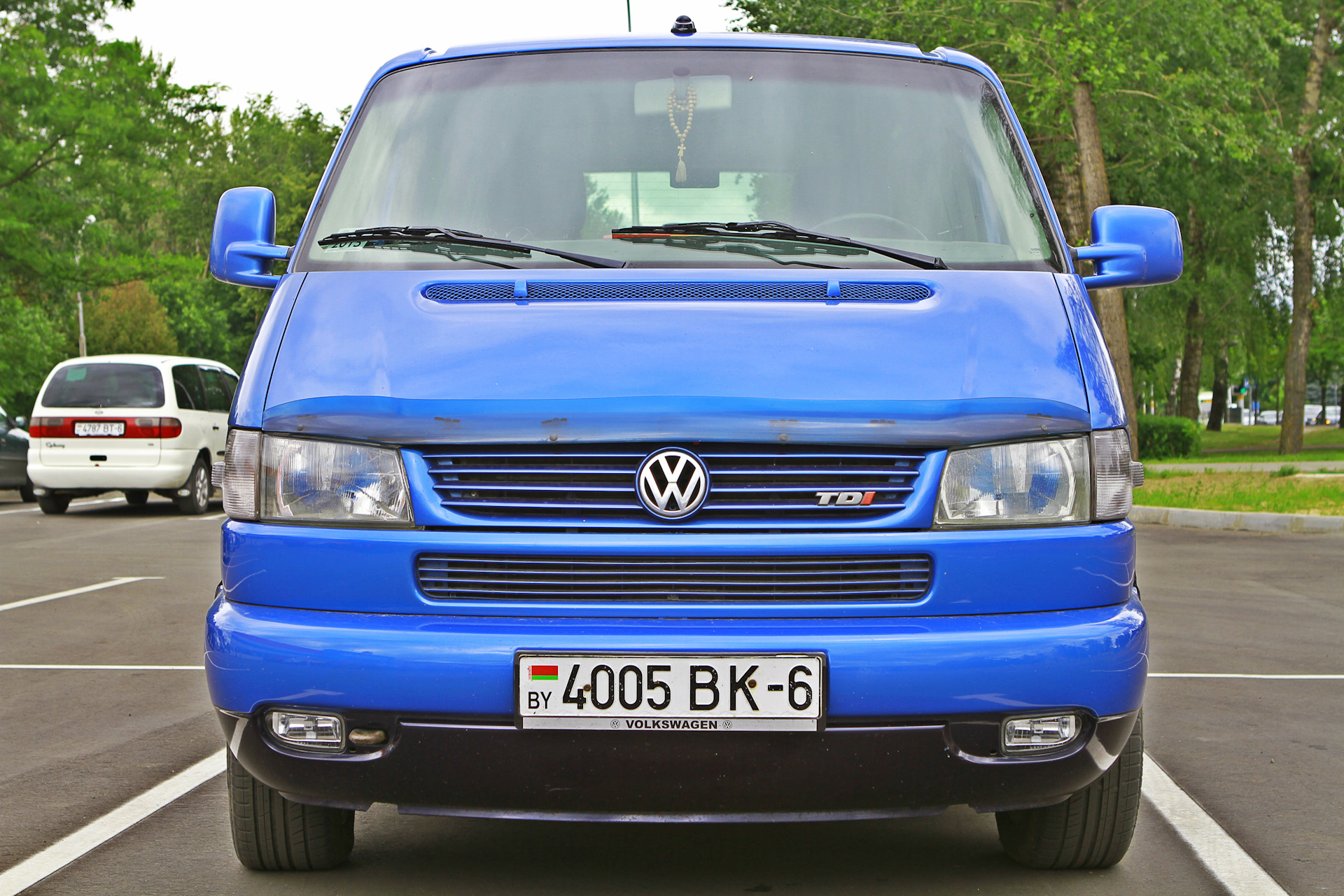 Volkswagen беларусь. Volkswagen t4 2000. Фольксваген т4 Сток. WV т4. VW t4 Cabrio.