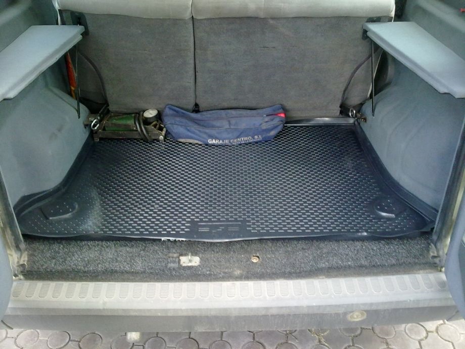 Купил "корыто" в багажник :) — Ford Transit Connect, 1,8 л, 2005 года ...