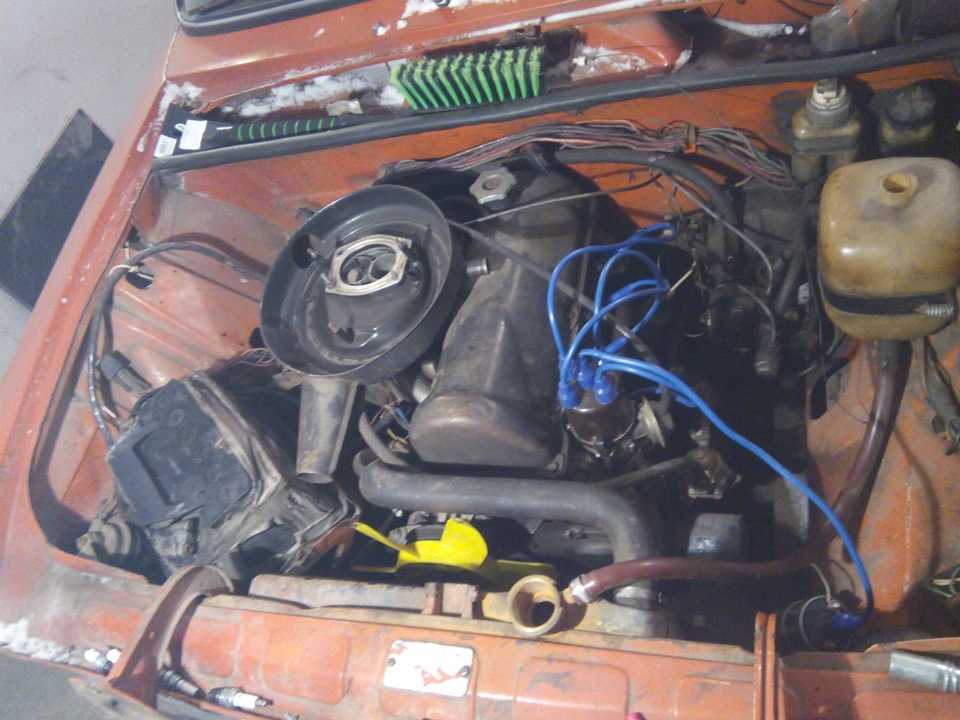 День 2! Тук тук здравствуй это я! А кто этот я? — Lada 2103, 1,5 л ...