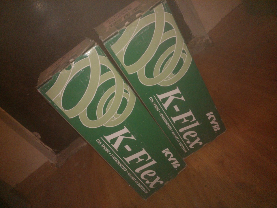 Замена задних пружин. — Mercedes-Benz E-class (W124), 2,2 л, 1993 года ...