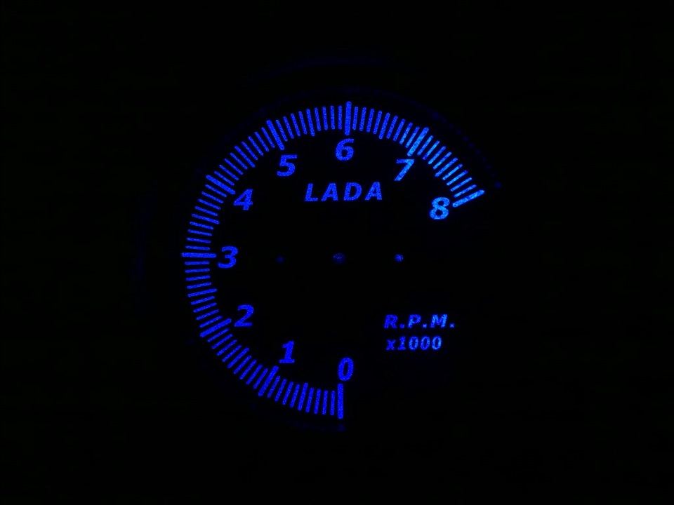 на просвет — Lada 21053