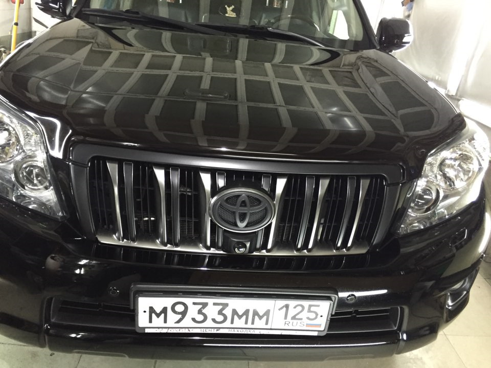 Toyota land cruiser prado антихром. Антихром прадо 150 рестайлинг. Антихром тойота прадо 150. Prado 150 антихром. Прадо 150 антихром черный.