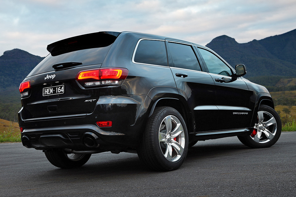 Jeep Grand Cherokee srt8 1080