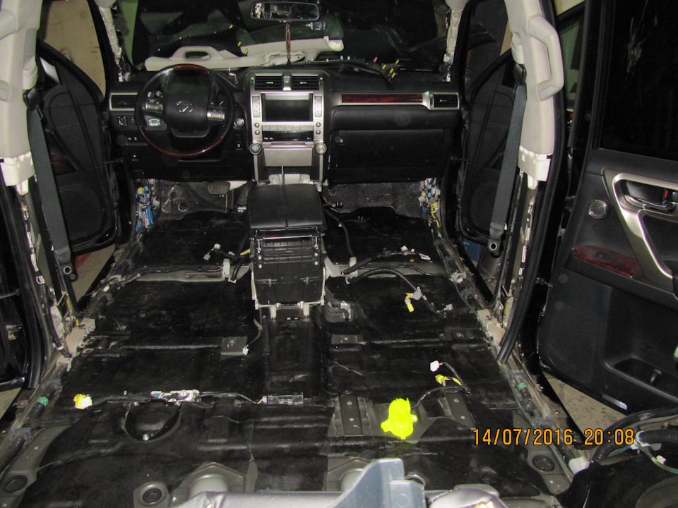 Фото в бортжурнале Lexus GX (URJ150)