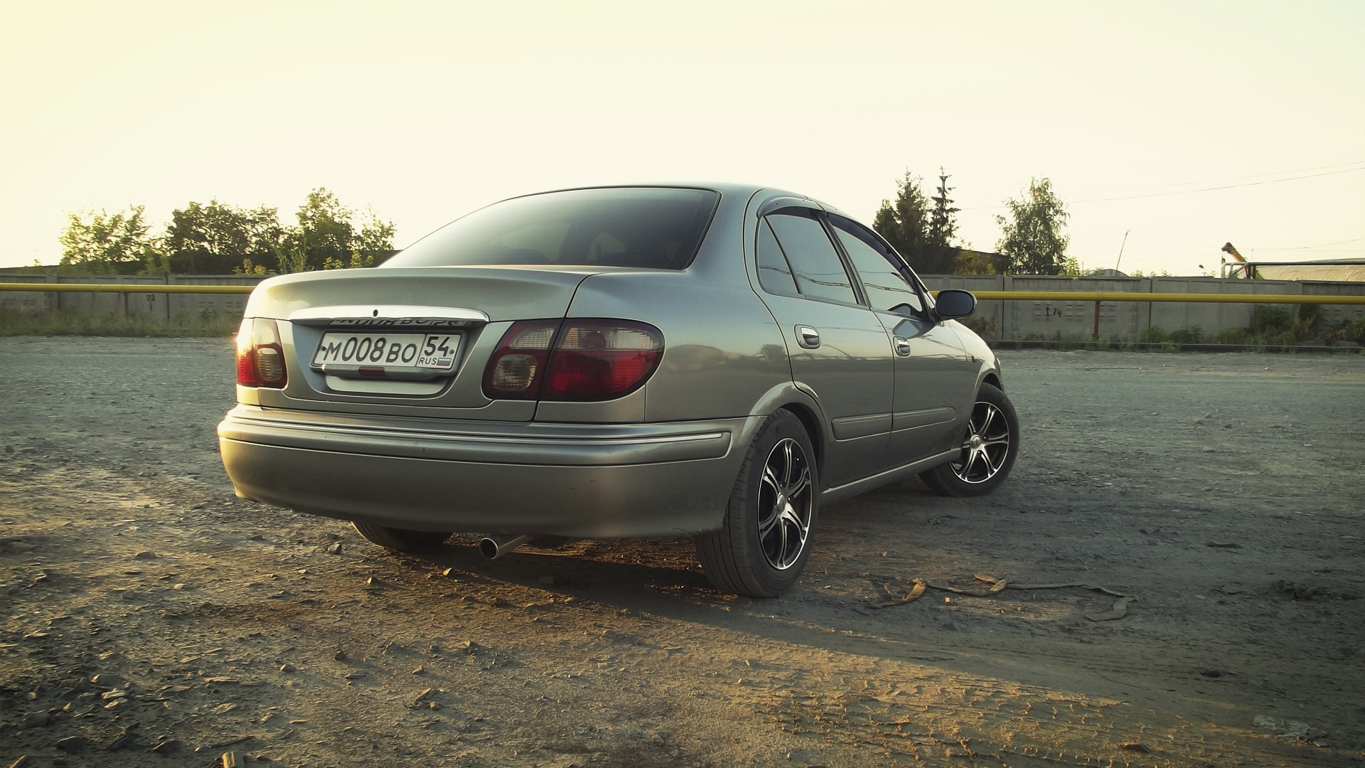 Bluebird g10. Nissan Bluebird Sylphy 2003. Ниссан Блюберд Силфи g10. Nissan Bluebird Sylphy 2.0. Nissan Bluebird Sylphy 2000.