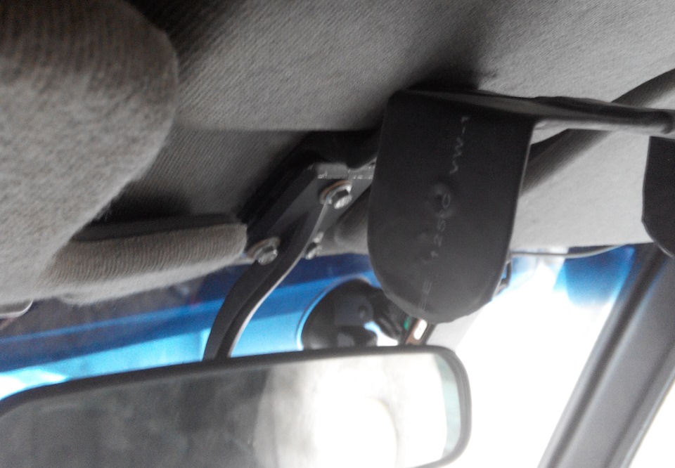 Крепление рации под потолок — Hyundai Galloper, 2,5 л, 2002 года ...