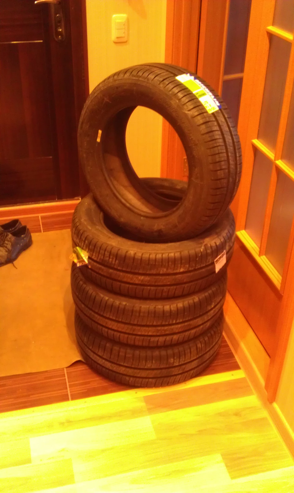 Шины на лето Michelin Energy XM2 185/60 R14 — Lada Приора седан, 1,6 л ...