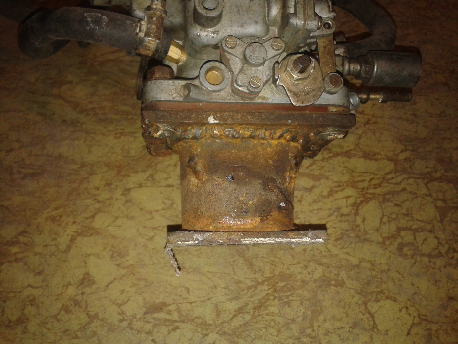 прощай механический впрыск — Mercedes-Benz 190 (W201), 2,3 л, 1988 года ...