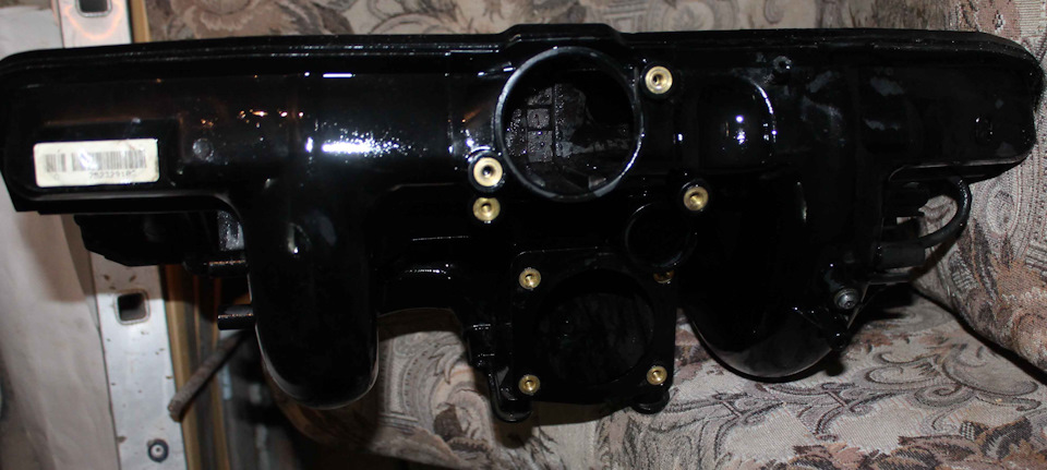 весь налет размягчился, дальше в ход пошел КЕРХЕР вся использованная жидкость пригодилась для чистки поддона — BMW 5 series (E39)