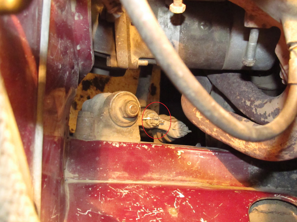 Подтяжка рулевой тяги и регулировка ступичного подшипника — Lada 21043 ...