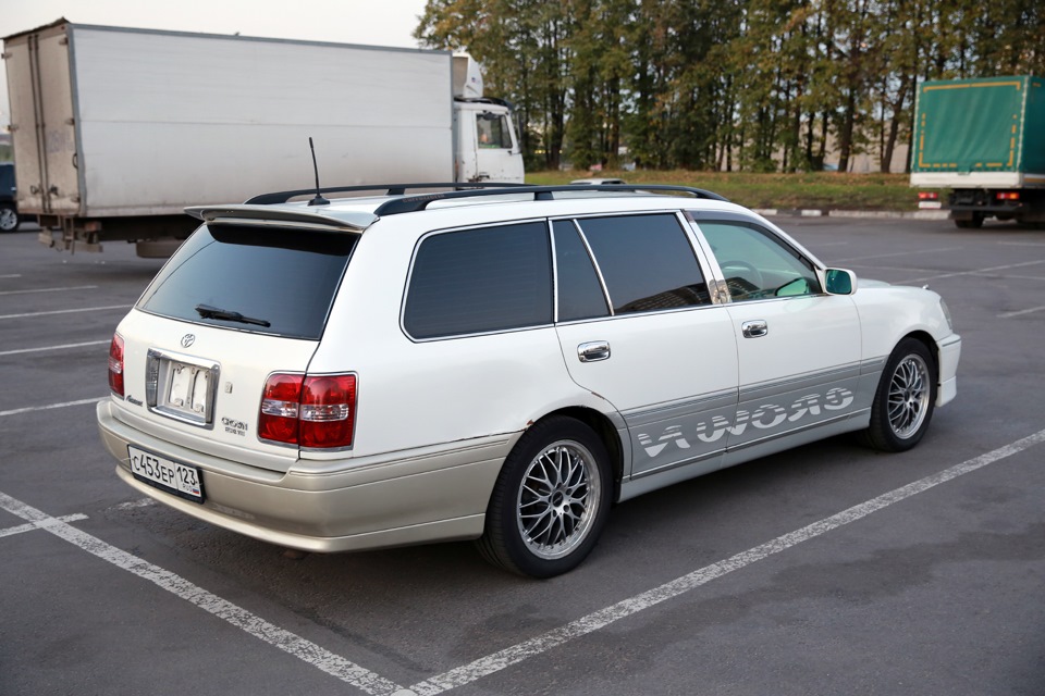 Toyota Crown Estate s170