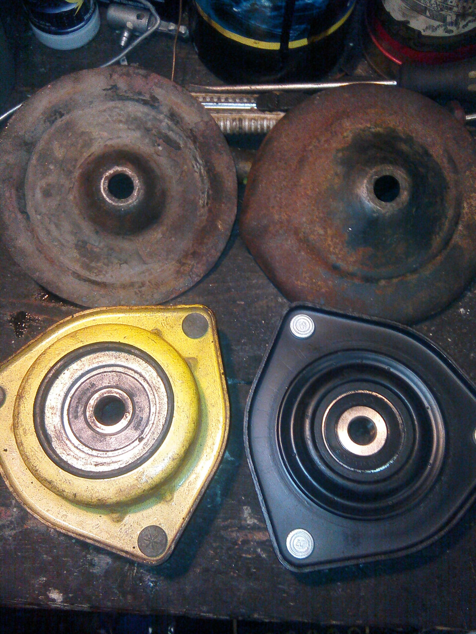 Опыт замены опор стоек передней подвески с заменой чашек. — Lada 21093i ...