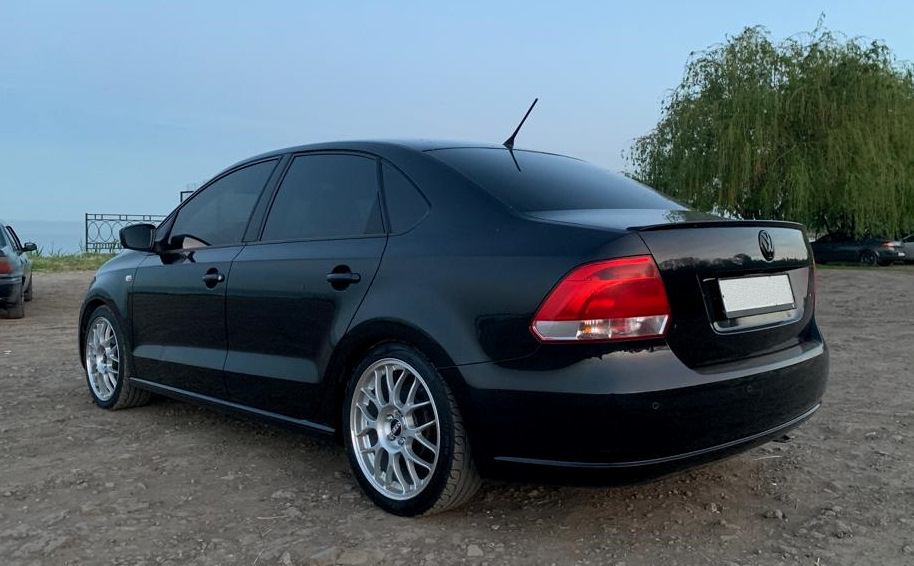 Лип спойлер Polo gt — Volkswagen Polo Sedan, 1,6 л, 2013 года ...
