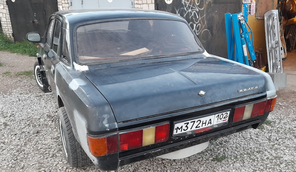 3102 2348 29 9 cdot 206 18. Волга 1994. Волга 94 года. ГАЗ 3102 фото. Владелец Волги.