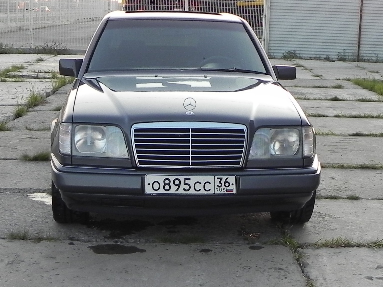 сборка после покраски — Mercedes-Benz E-class (W124), 2,2 л, 1995 года ...