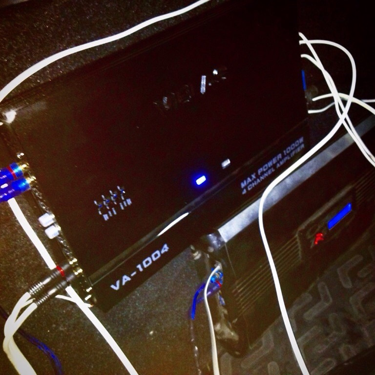 Усилители — Lada Приора хэтчбек, 1,6 л, 2009 года | автозвук | DRIVE2