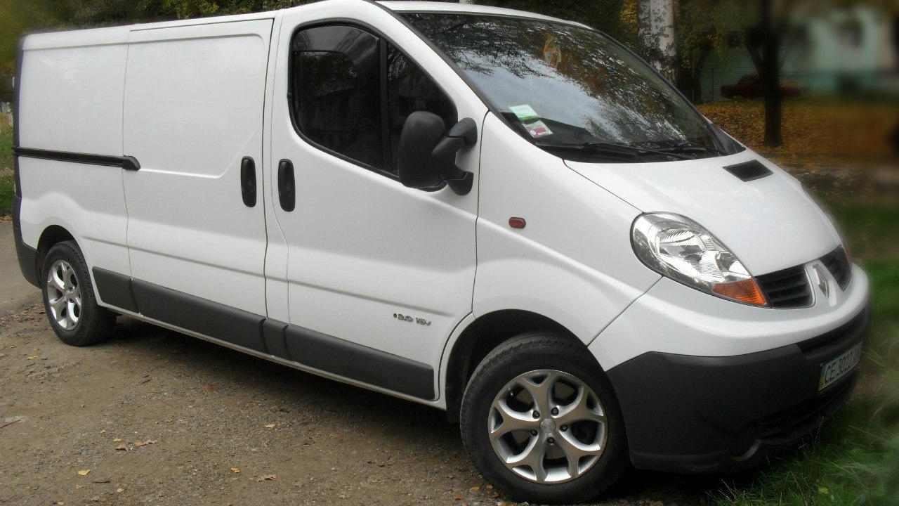 Renault Trafic (2G) 2.0 дизельный 2008 | 2.0 16V Белый-Фан Шахты на DRIVE2