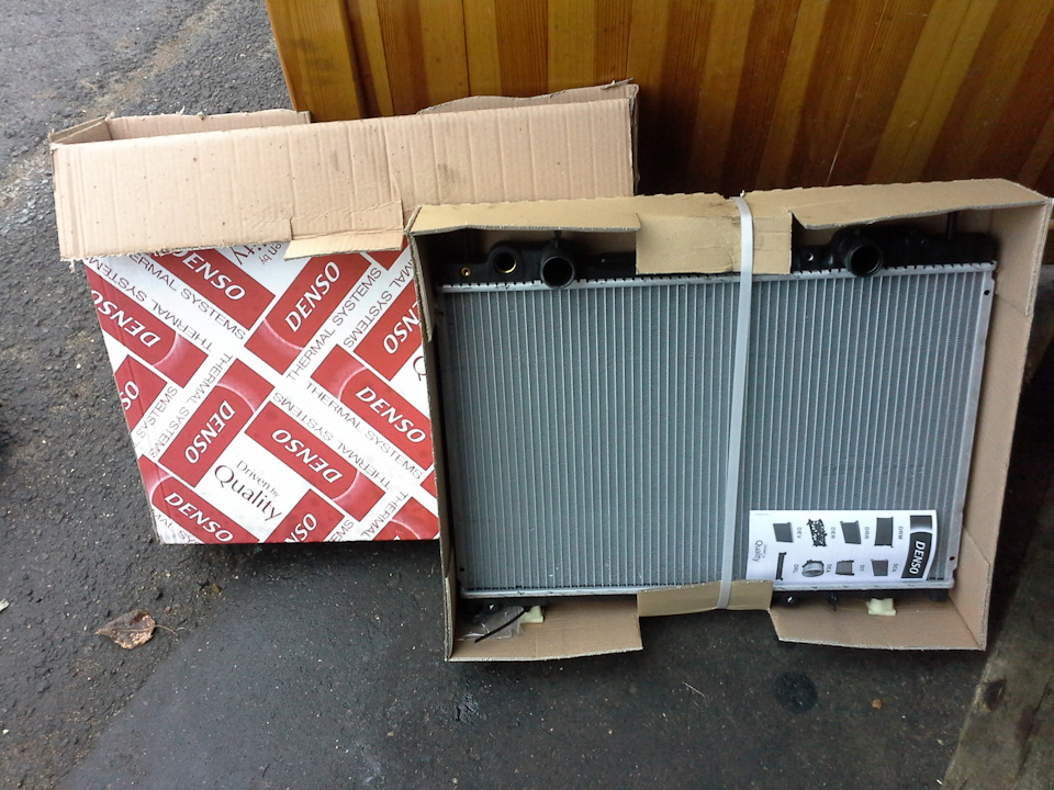 радиатор охлаждения denso. радиатор denso drm45025. радиатор denso арт. радиатор субару импреза турбо. Toyota camry 1992.