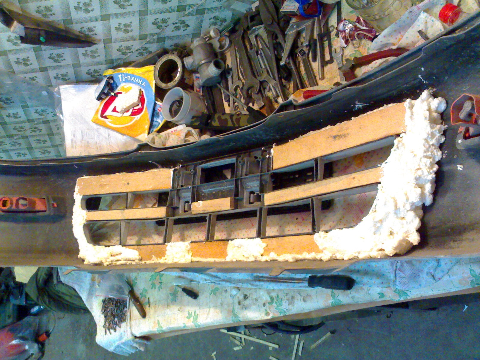 Bumper grill - Toyota Carina ED 20 L 1994