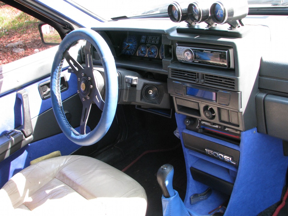 От какой иномарки подходят. Торпедо от иномарки в ваз 2107. Какой торпедо панель подойдет к 2141. Ваз 2108 салон от 2114. Ваз 2108 салон.