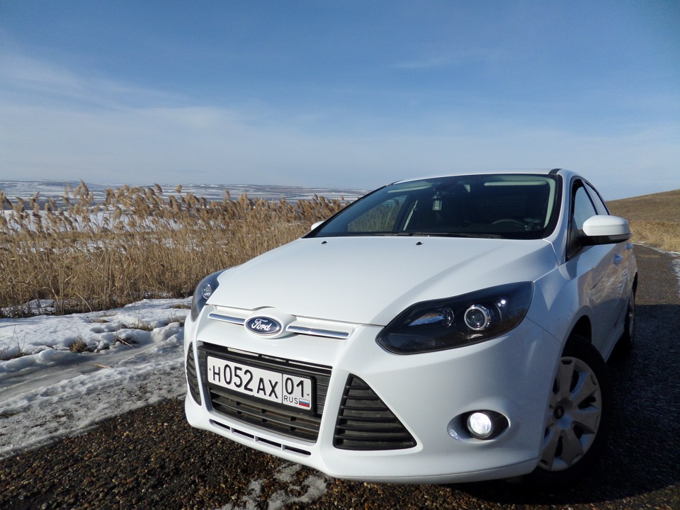 Ford Focus 3 хэтчбек и Приора